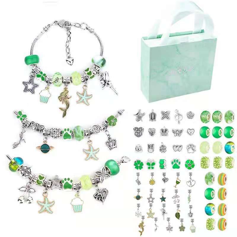 Charm Bracelet Making Kit DIY  - Jewelry Making Kits For Kids のレビューと価格